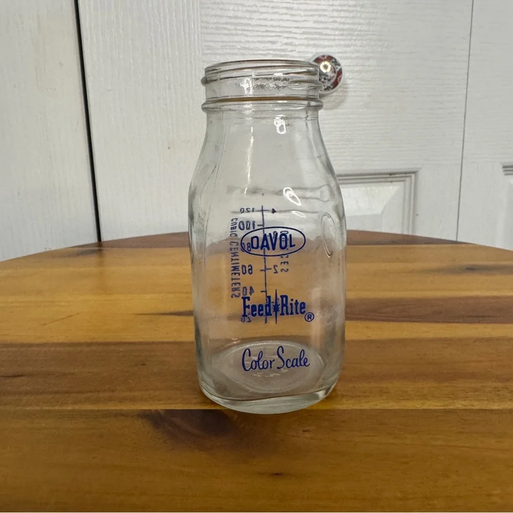 Davol feed rite color scale 4 oz glass baby bottle